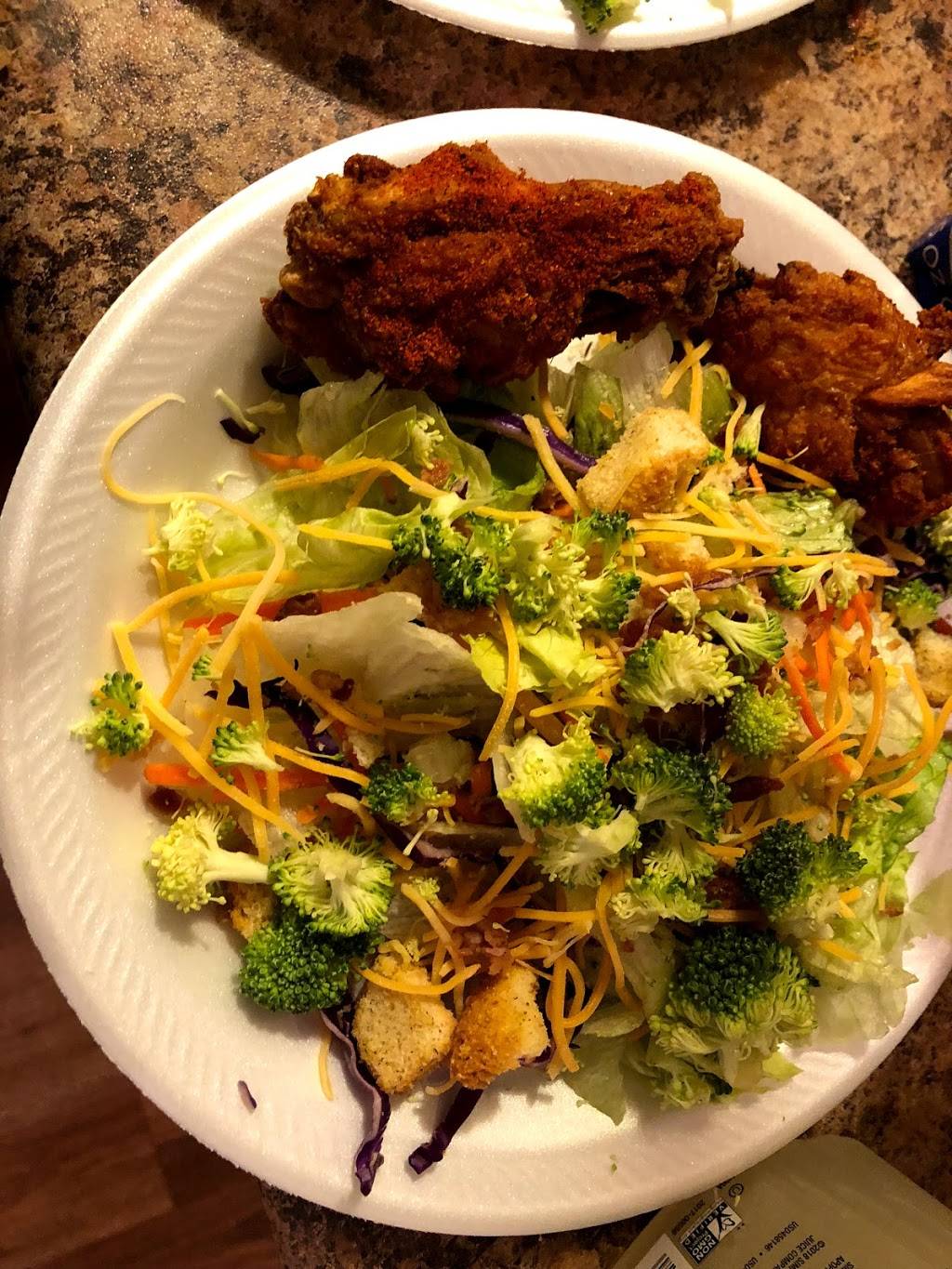 Pizza Hut | meal takeaway | 3113 Mechanicsville Turnpike, Richmond, VA 23223, USA | 8046444202 OR +1 804-644-4202