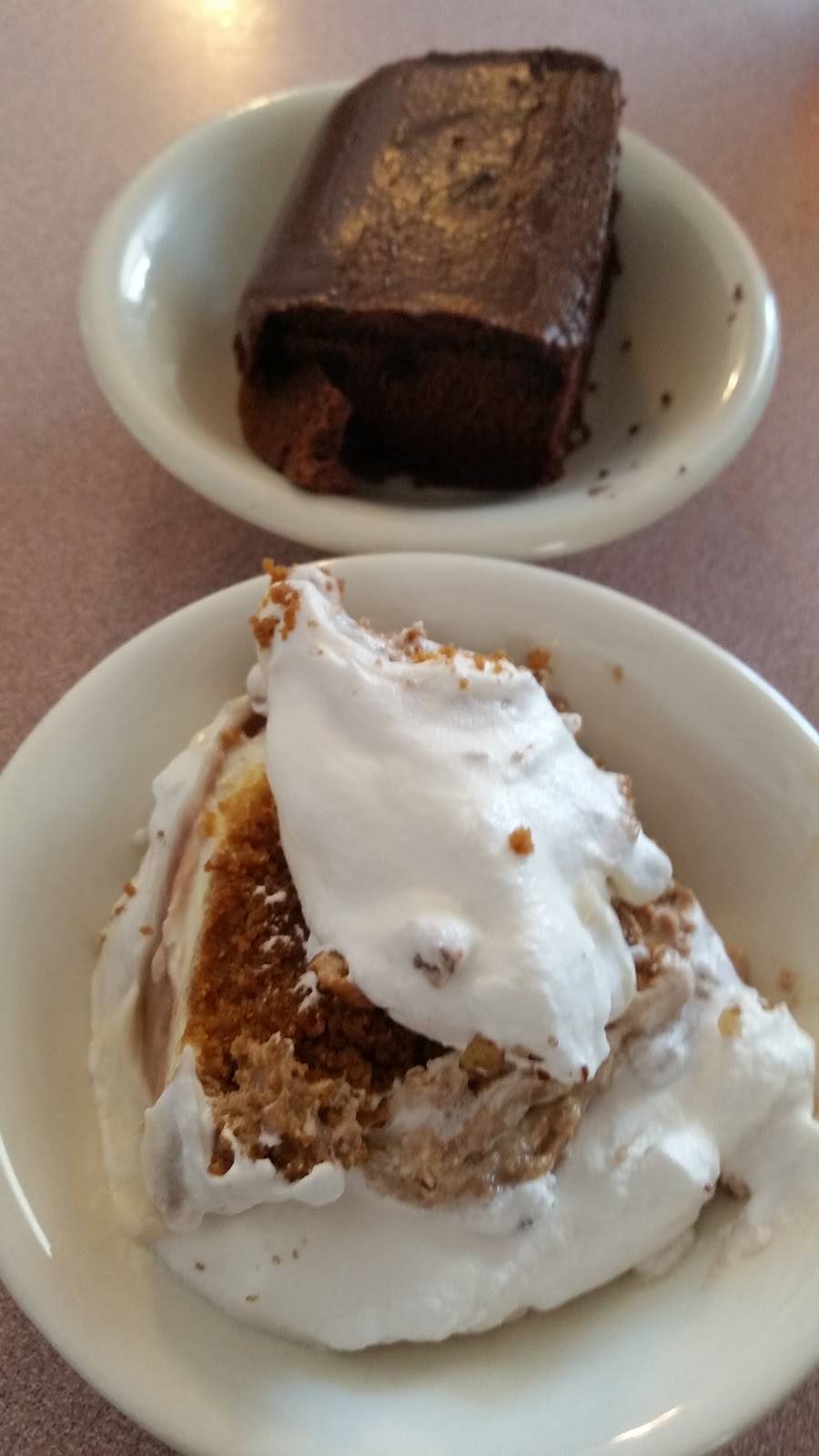 Olde House Cafe | restaurant | 1274 Bells Hwy, Walterboro, SC 29488, USA | 8435382614 OR +1 843-538-2614