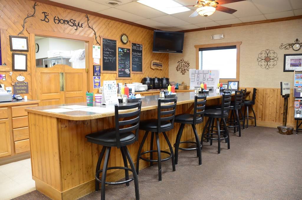 Js Homestyle Cooking | restaurant | 1724 W 31st St #4831, Cedar Falls, IA 50613, USA | 3192663199 OR +1 319-266-3199