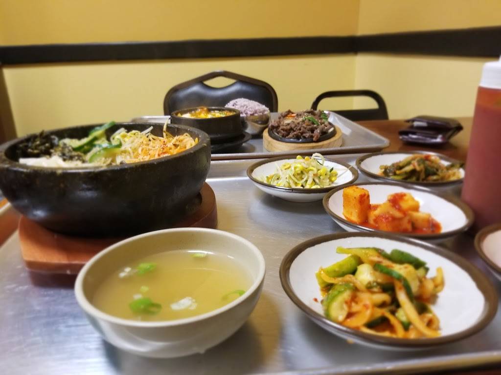 Hot Stone & Korean Kitchen 뚝배기 | restaurant | 2330 Royal Ln #300, Dallas, TX 75229, USA | 4696202390 OR +1 469-620-2390