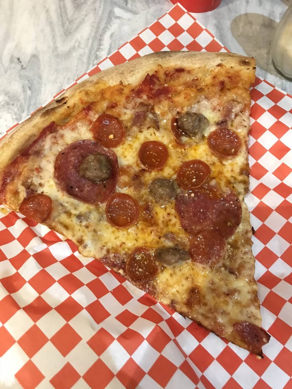 Slice House Pizza | restaurant | 1535 Haight St, San Francisco, CA 94117, USA | 4155522520 OR +1 415-552-2520