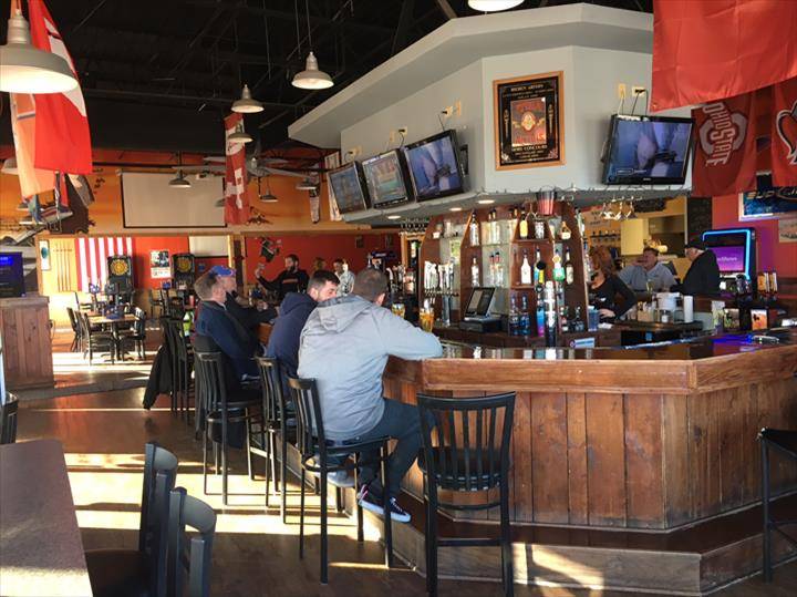 Pete Mitchells Bar & Grill | restaurant | 21000 S Frankfort Square Rd, Frankfort, IL 60423, USA | 8154648100 OR +1 815-464-8100