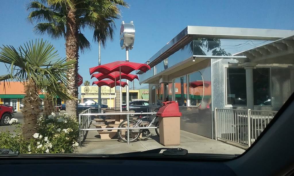 Root Beer King | restaurant | 11000 Main St, Lamont, CA 93241, USA | 6618451977 OR +1 661-845-1977