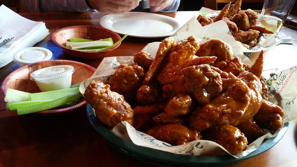 Roosters | restaurant | 4650 W Broad St, Columbus, OH 43228, USA | 6148530118 OR +1 614-853-0118