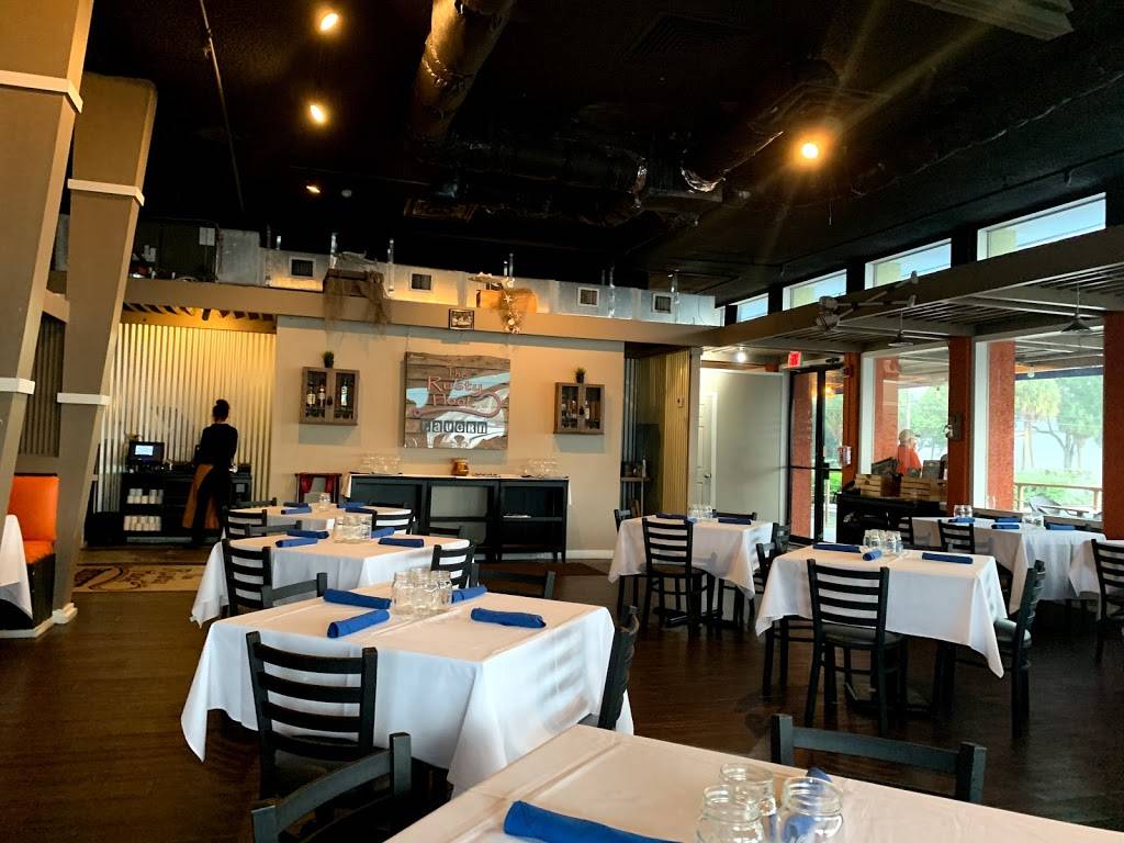 The Rusty Hook Tavern | restaurant | 125 N Riverside Dr, Pompano Beach, FL 33062, USA | 9549412499 OR +1 954-941-2499