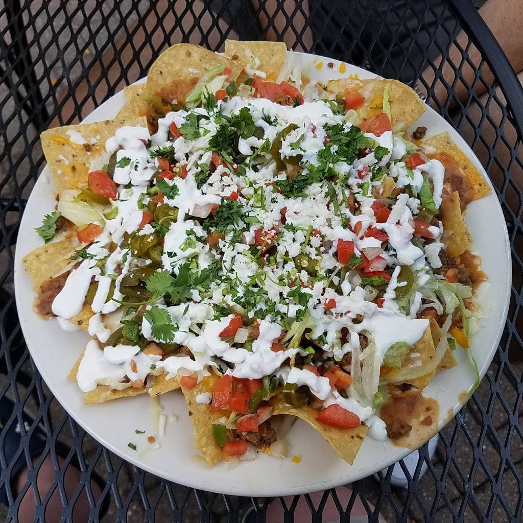 Jack & Gingers | restaurant | 2048 W Armitage Ave, Chicago, IL 60647, USA | 7732276700 OR +1 773-227-6700