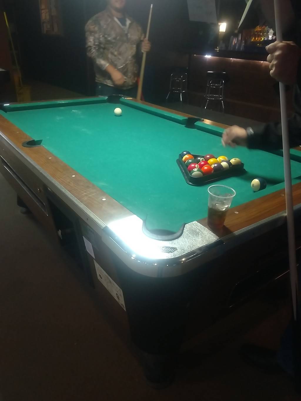 Garage Bar & Grill | restaurant | 15013 Northwest Blvd #107, Corpus Christi, TX 78410, USA | 3613878212 OR +1 361-387-8212