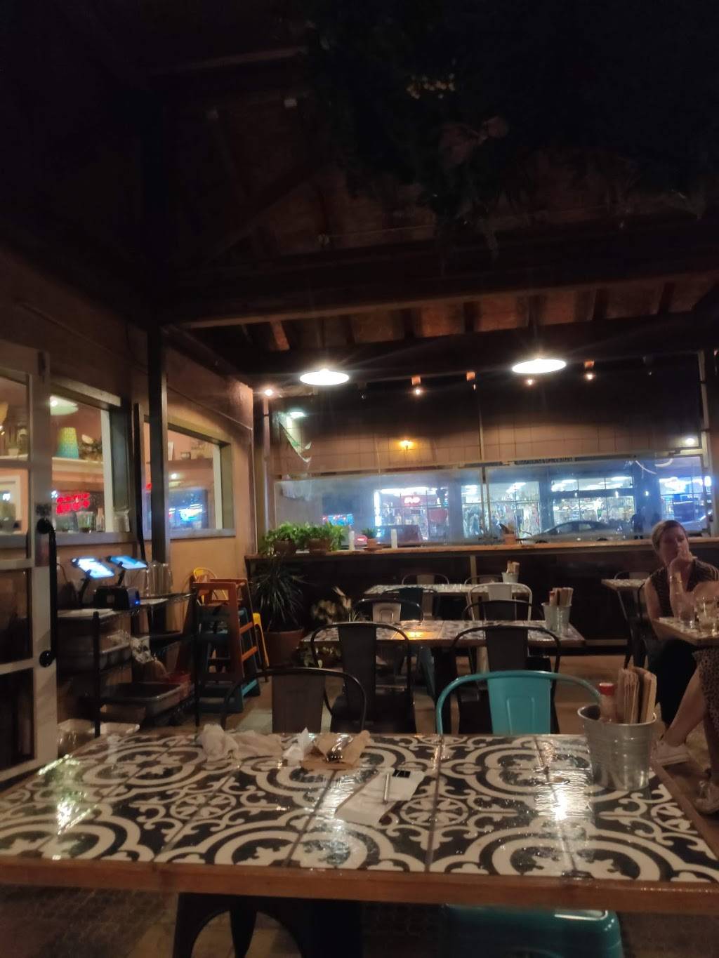 Little Vice | restaurant | 3317 E 7th St, Long Beach, CA 90804, USA | 5623437157 OR +1 562-343-7157