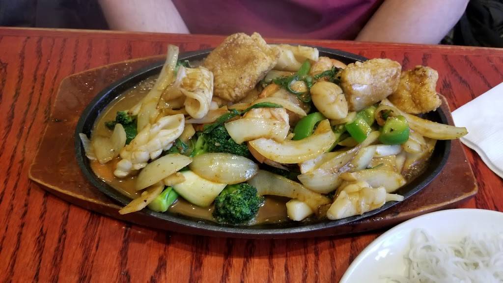 Pho An Nam | restaurant | 1830 Rue Sainte-Catherine E, Montréal, QC H2K 2H3, Canada | 5145240101 OR +1 514-524-0101