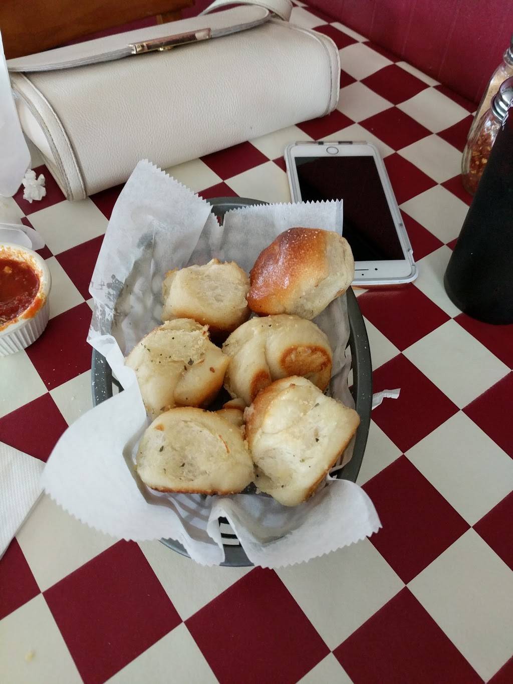 Hysens Nizza Pizza | restaurant | 401 University Dr, Fort Worth, TX 76107, USA | 8178773900 OR +1 817-877-3900