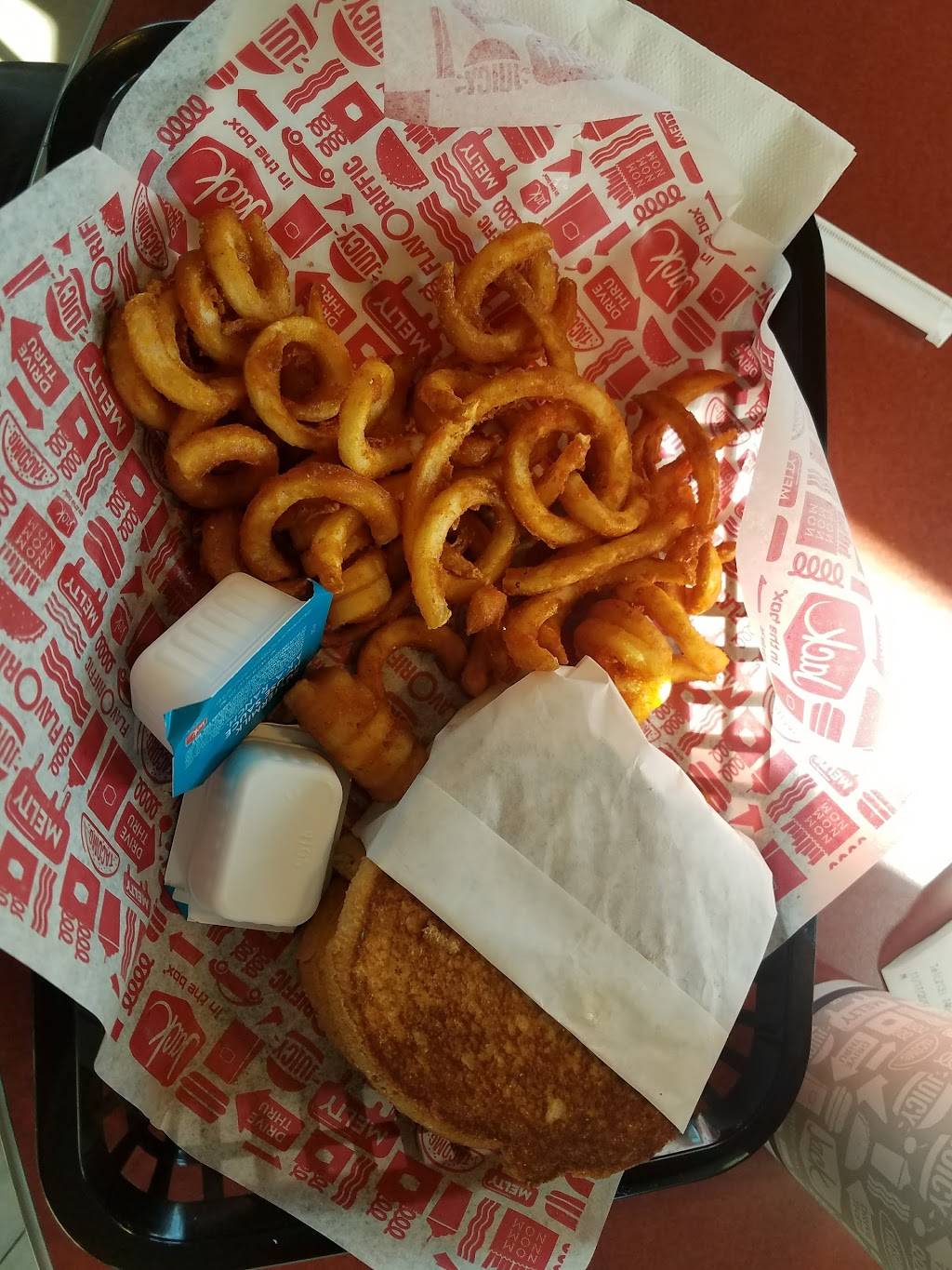 Jack in the Box | restaurant | 1415 S Alameda St, Los Angeles, CA 90021, USA | 2137468827 OR +1 213-746-8827