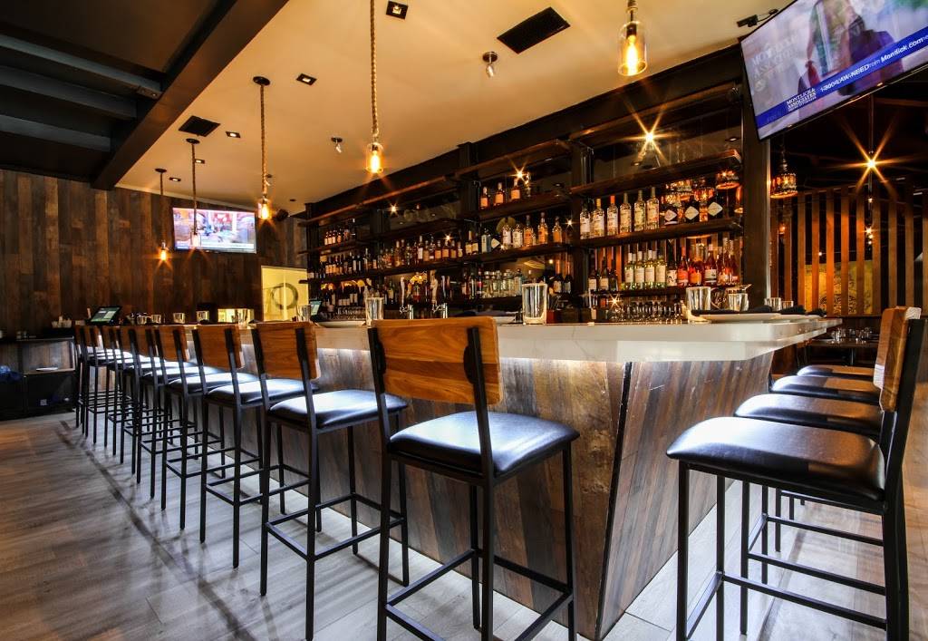 Silom Thai & Sushi | restaurant | 3345 Lenox Rd NE, Atlanta, GA 30326, USA | 4045493948 OR +1 404-549-3948