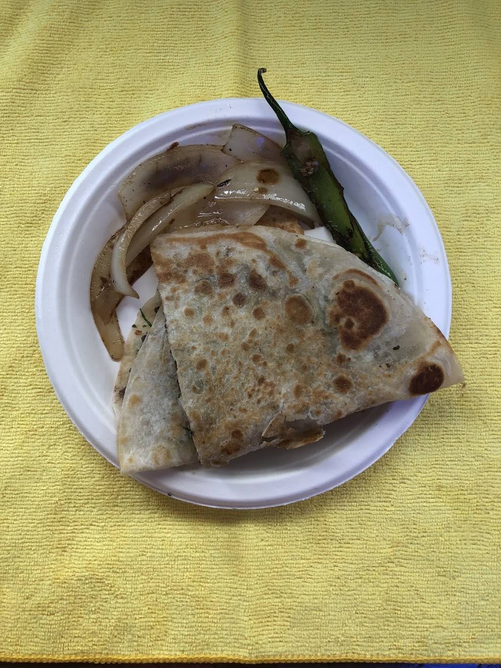 Tacos el pollo y el pollito | restaurant | 5270 Monterey Rd, San Jose, CA 95111, USA | 4085092940 OR +1 408-509-2940