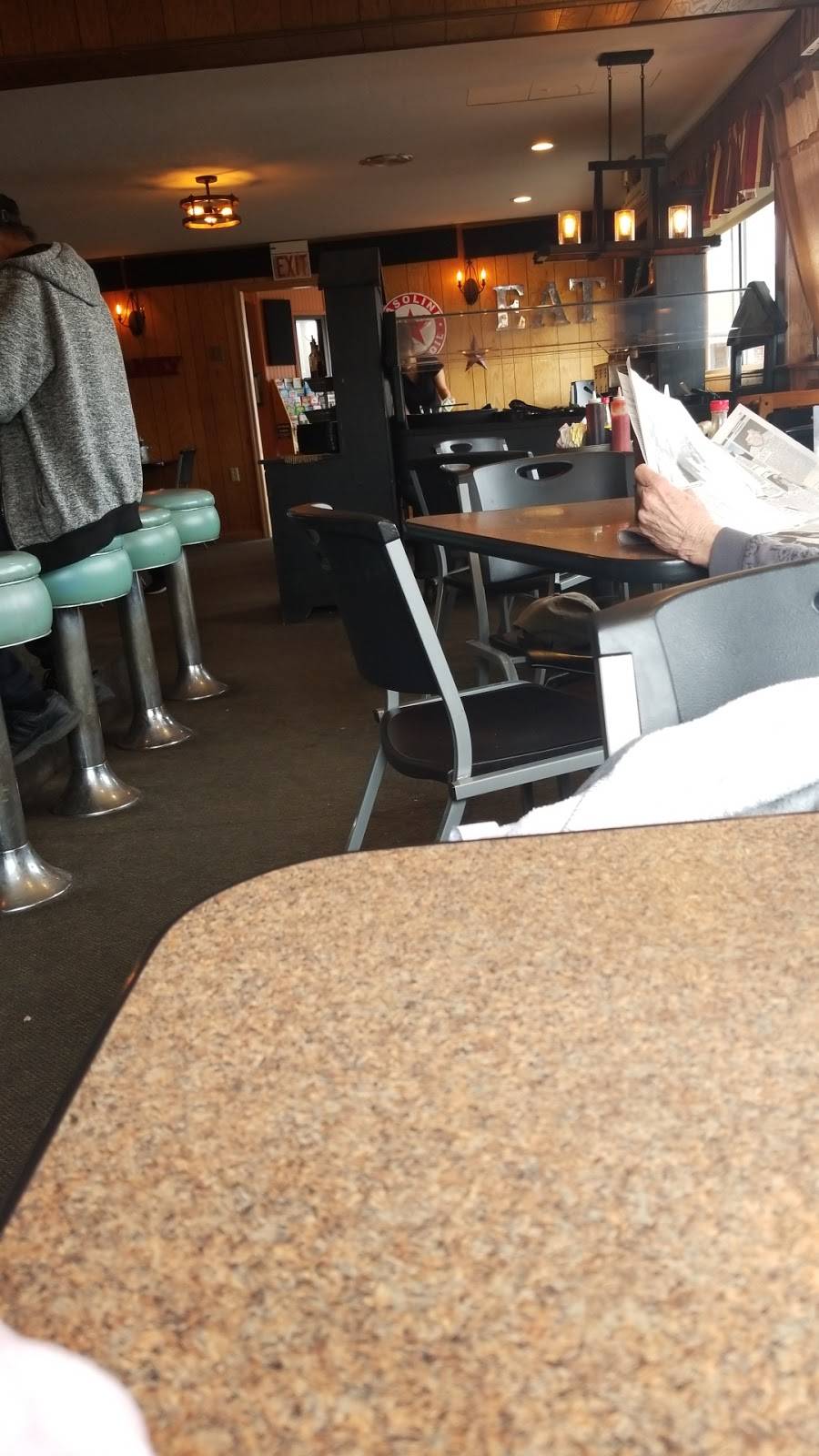 3rd Street Diner | restaurant | 208 N 3rd St, Oakland, MD 21550, USA | 3013343300 OR +1 301-334-3300