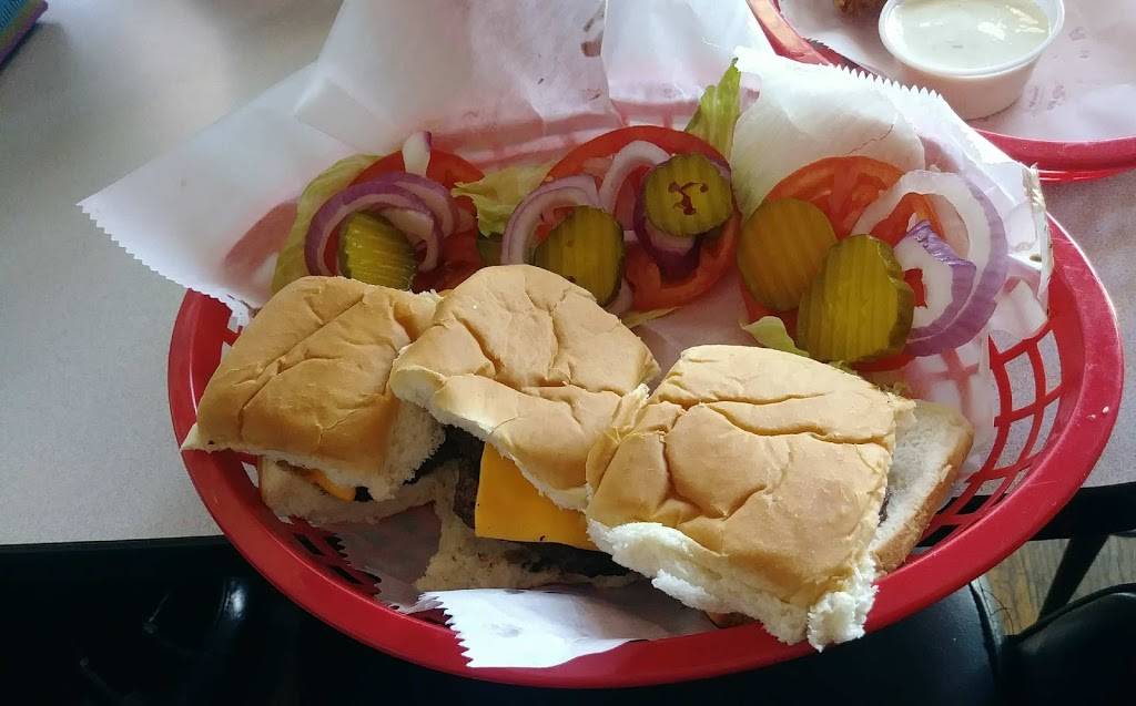 Office Sports Bar & Grill | restaurant | 1919 W Iles Ave, Springfield, IL 62704, USA | 2175460580 OR +1 217-546-0580