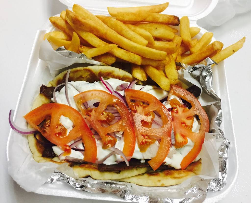 Sals Famous Cheesesteaks | restaurant | 8025 W 79th St, Justice, IL 60458, USA | 7087280725 OR +1 708-728-0725