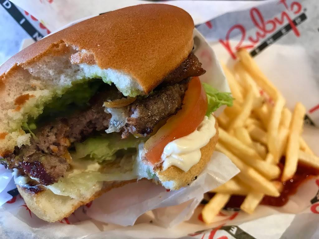 Rubys Diner | restaurant | 4250 West Anthem Way #F-50, Anthem, AZ 85086, USA | 6235517829 OR +1 623-551-7829