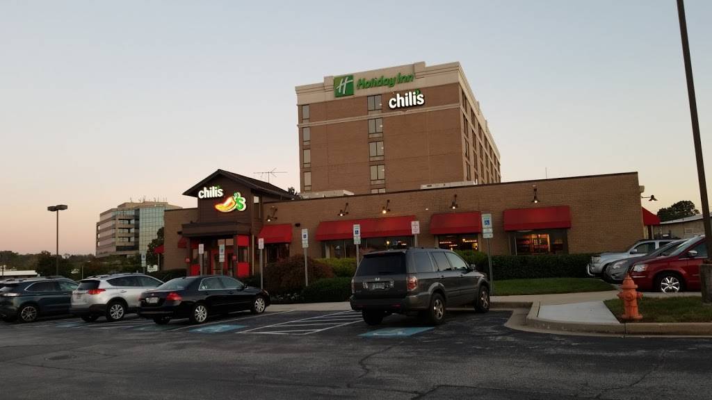 Chilis Grill & Bar | meal takeaway | 9615 Deereco Rd, Timonium, MD 21093, USA | 4103088740 OR +1 410-308-8740