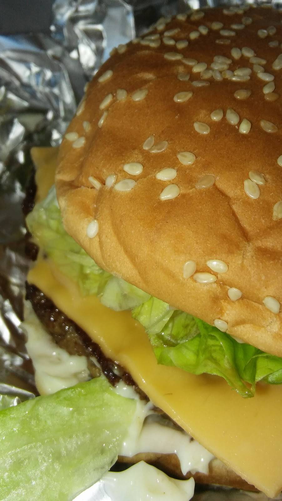 Five Guys | meal takeaway | 460 Town Center Pl, Columbia, SC 29229, USA | 8037886200 OR +1 803-788-6200