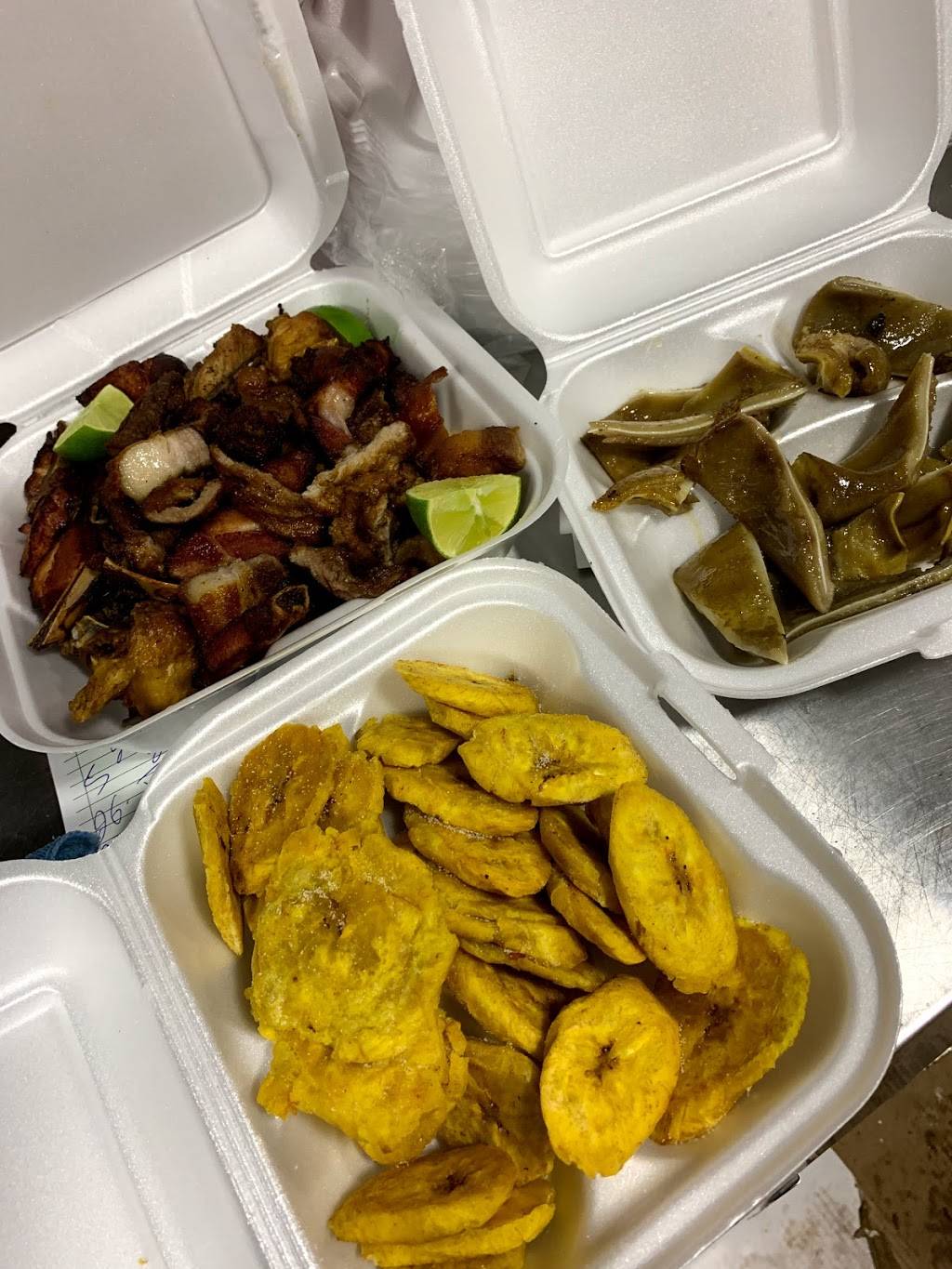 Los primos del sabor 809 | restaurant | 3710 W Waters Ave, Tampa, FL 33614, USA | 8133649893 OR +1 813-364-9893