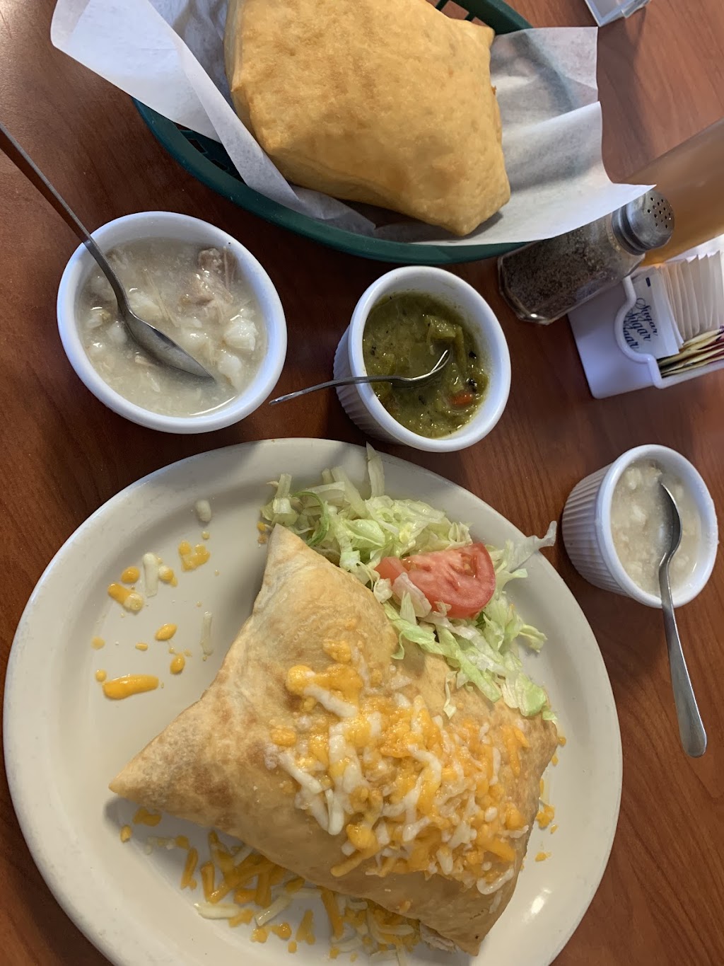 Sopaipilla Cafe | restaurant | 2900 Cerrillos Rd unit B, Santa Fe, NM 87507, USA | 5054741448 OR +1 505-474-1448