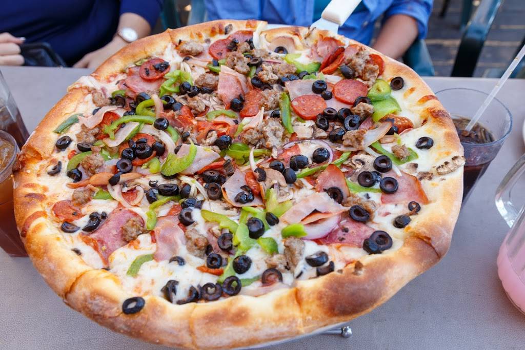 Gay 90s Pizza Co. | restaurant | 288 Main St, Pleasanton, CA 94566, USA | 9258462520 OR +1 925-846-2520
