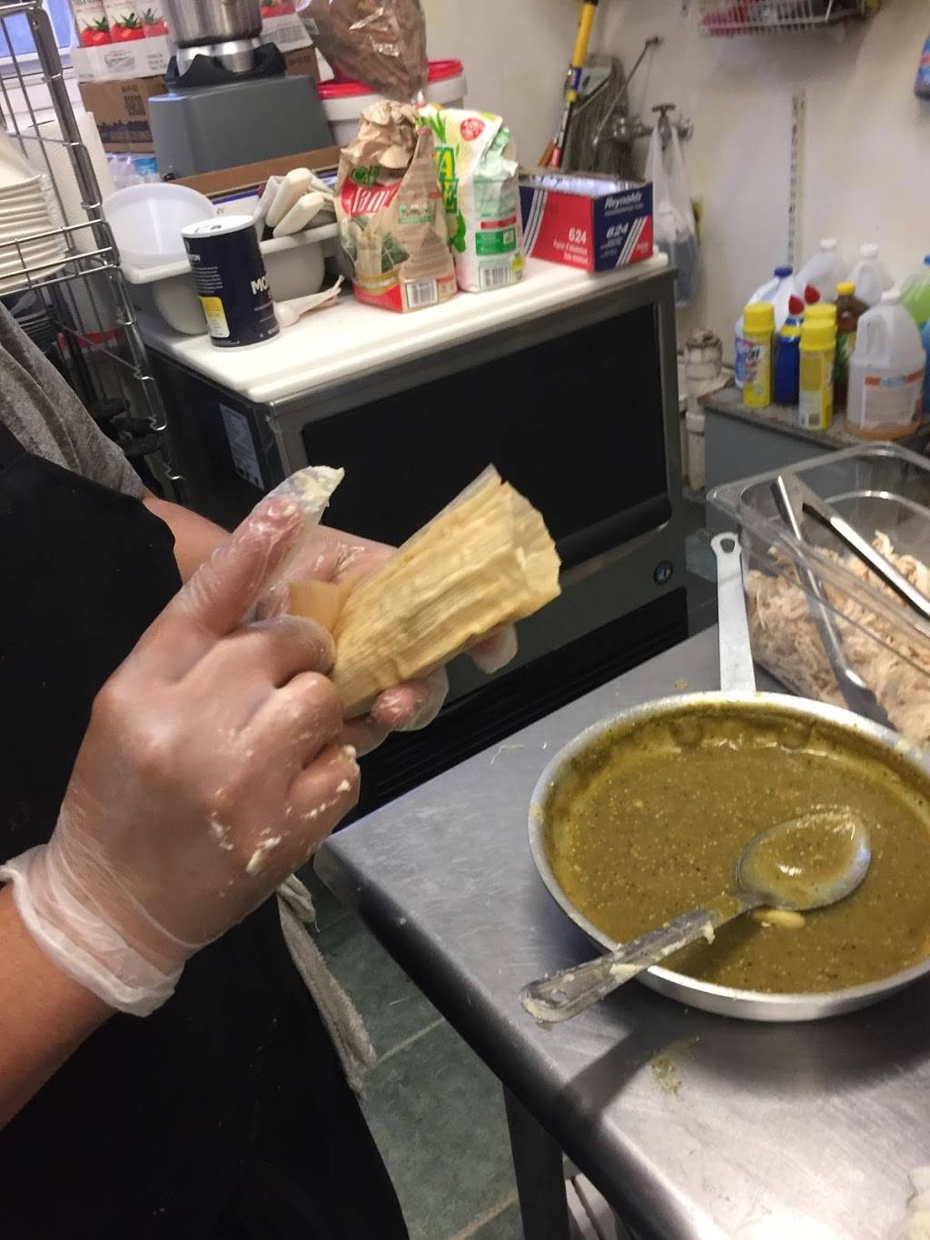 Fandango Mexican Grill | restaurant | 490 Pleasant Valley Way, West Orange, NJ 07052, USA | 9737311144 OR +1 973-731-1144