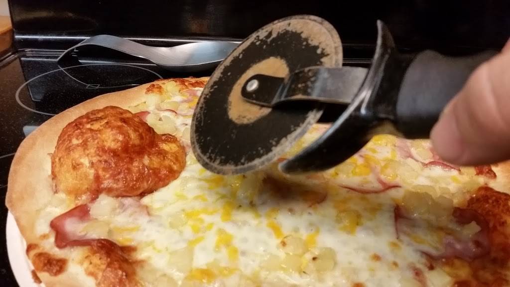 Papa Murphys | Take N Bake Pizza | meal takeaway | 915 Broadway St South, Alexandria, MN 56308, USA | 3207637420 OR +1 320-763-7420