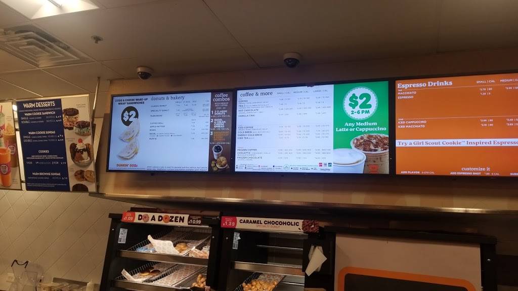 Dunkin | cafe | 722 S Illinois 83, Mundelein, IL 60060, USA | 8475666500 OR +1 847-566-6500