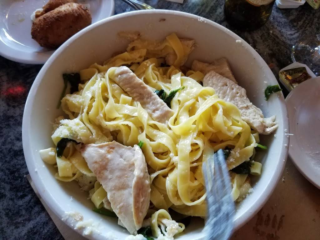 Pas-Tinas | restaurant | 155 S Central Ave, Hartsdale, NY 10530, USA | 9149977900 OR +1 914-997-7900