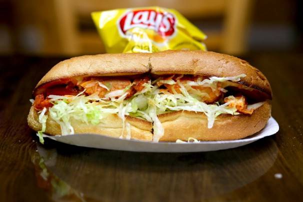 Alpha Delta Pizza | restaurant | 371 Elm St, New Haven, CT 06511, USA | 2037873333 OR +1 203-787-3333