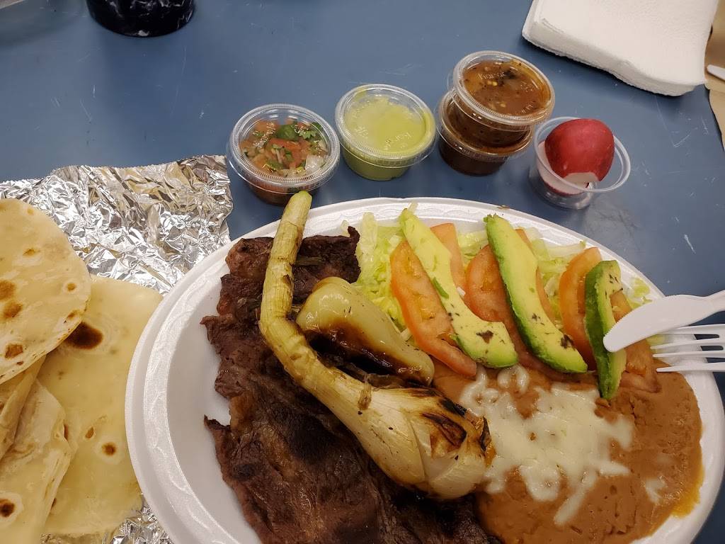 Aqui Con El Nene Restaurant | restaurant | 65 W Valencia Rd, Tucson, AZ 85706, USA | 5208895338 OR +1 520-889-5338