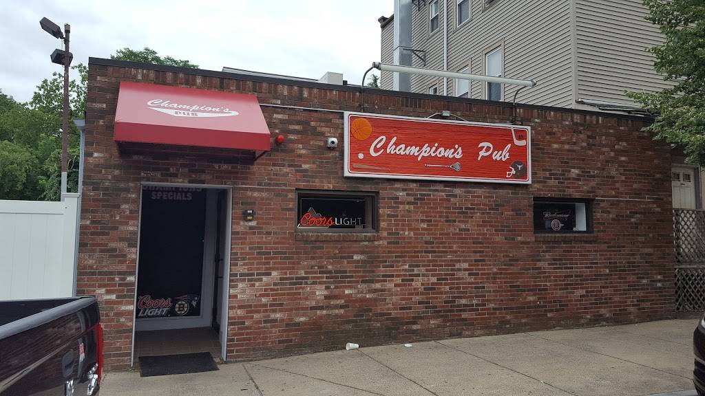 Champions Pub | restaurant | 114 Foster St, Peabody, MA 01960, USA | 9785317776 OR +1 978-531-7776