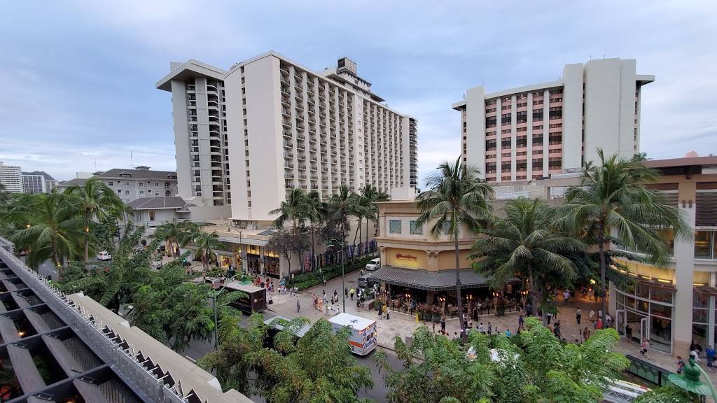 Magic of Polynesia : Roberts Hawaii | restaurant | 2300 Kalakaua Ave, Honolulu, HI 96815, USA | 8089714321 OR +1 808-971-4321