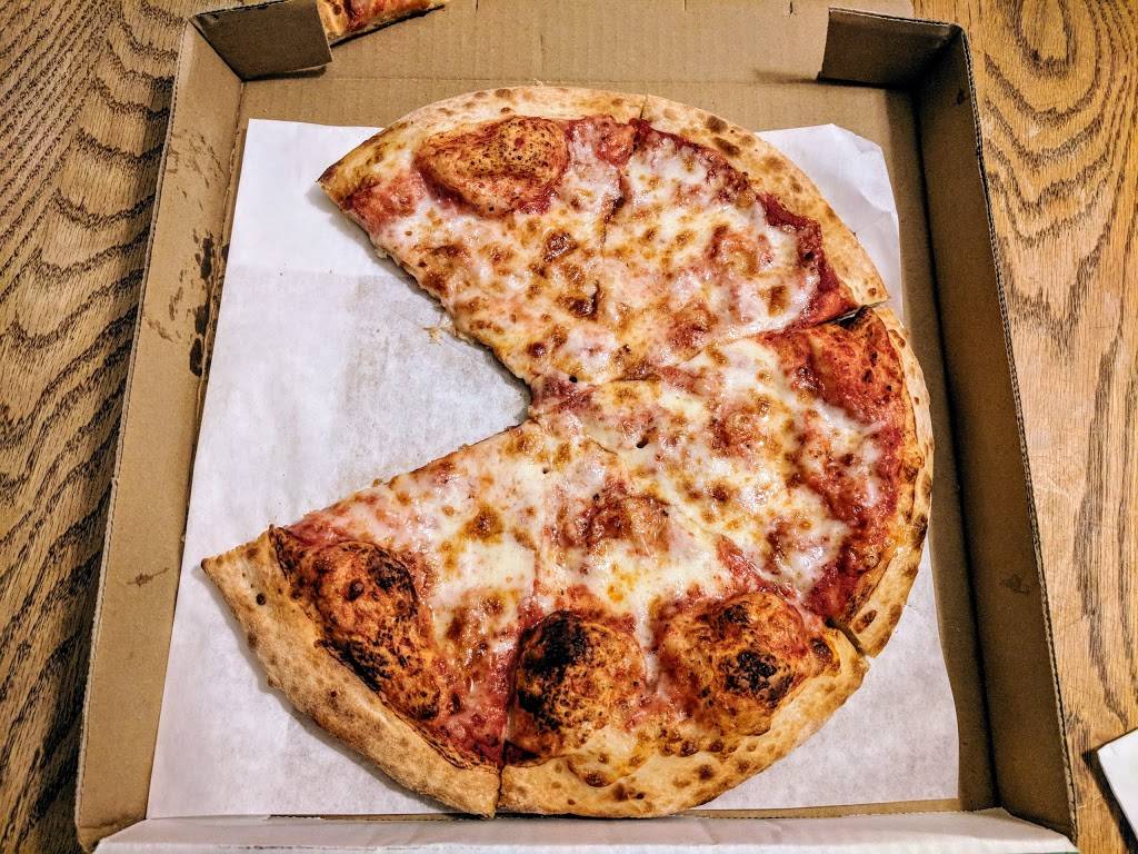 Ameci Pizza & Pasta | meal delivery | 2780 Tapo Canyon Rd # B3, Simi Valley, CA 93063, USA | 8055819770 OR +1 805-581-9770