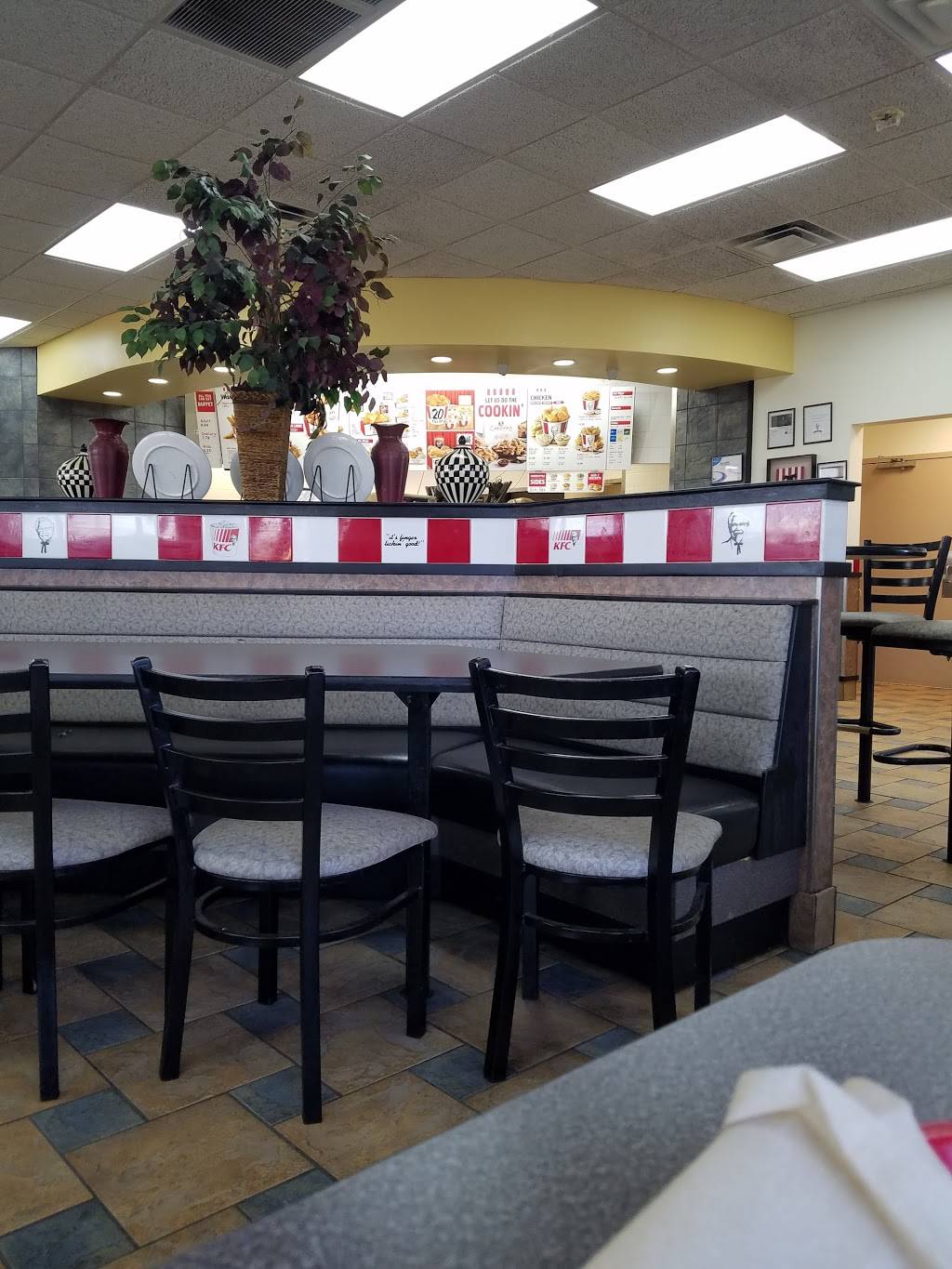 KFC | restaurant | 1466 Woodruff Rd, Greenville, SC 29607, USA | 8644589103 OR +1 864-458-9103