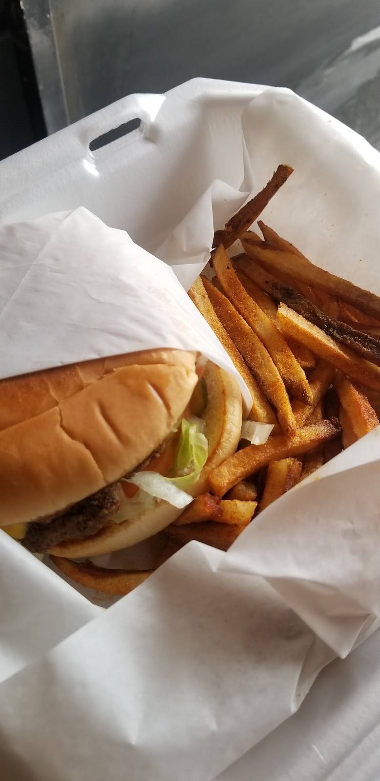 Hideout Burgers | restaurant | 1601 S 9th St # 500, Midlothian, TX 76065, USA | 9727754949 OR +1 972-775-4949