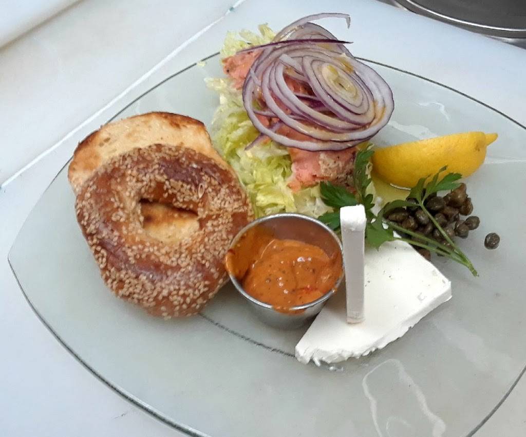 Restaurant Rube | restaurant | 147 QC-201, Rigaud, QC J0P 1P0, Canada | 4504585369 OR +1 450-458-5369