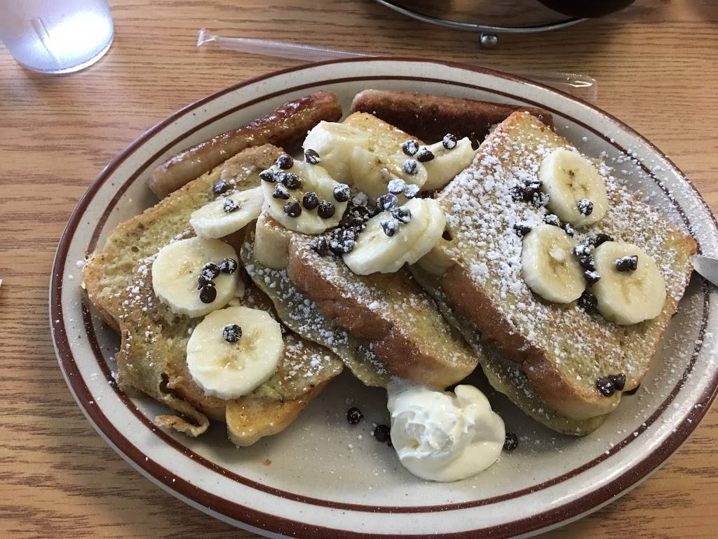 Country Corner Cafe | restaurant | 25 Church St, Saratoga Springs, NY 12866, USA | 5185837889 OR +1 518-583-7889