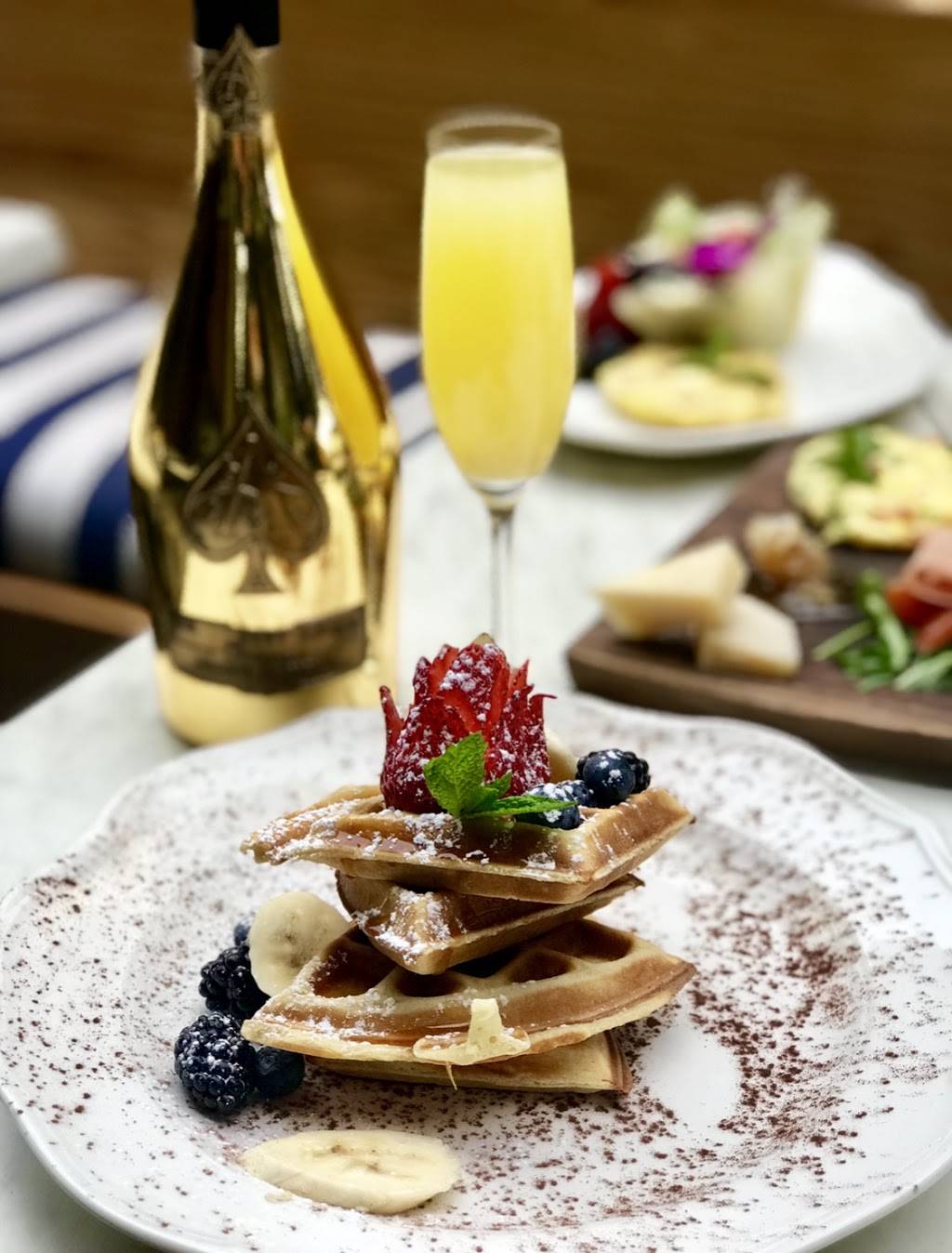 Mio Nonno Trattoria | restaurant | 2588 N Houston St ste 100, Dallas, TX 75219, USA | 9726395070 OR +1 972-639-5070