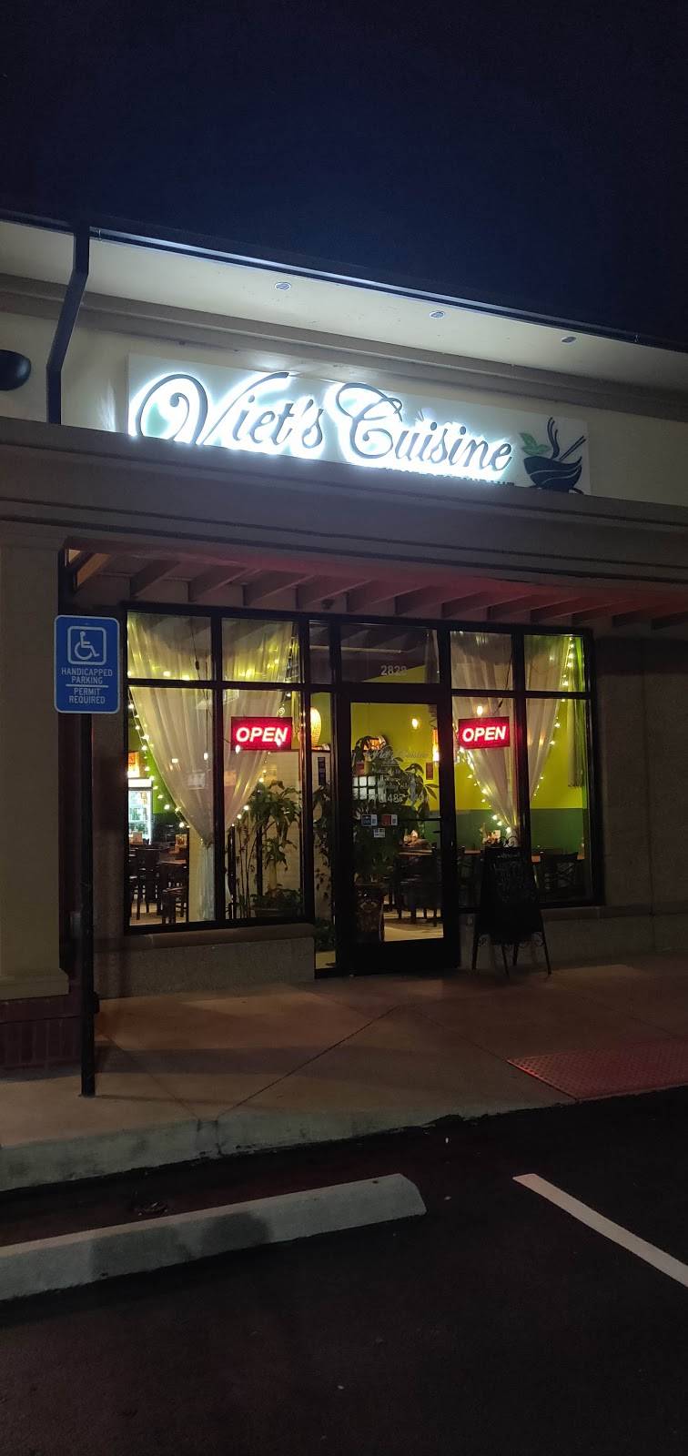 Viets Cuisine | restaurant | 2828 GA-54, Peachtree City, GA 30269, USA | 7704872494 OR +1 770-487-2494