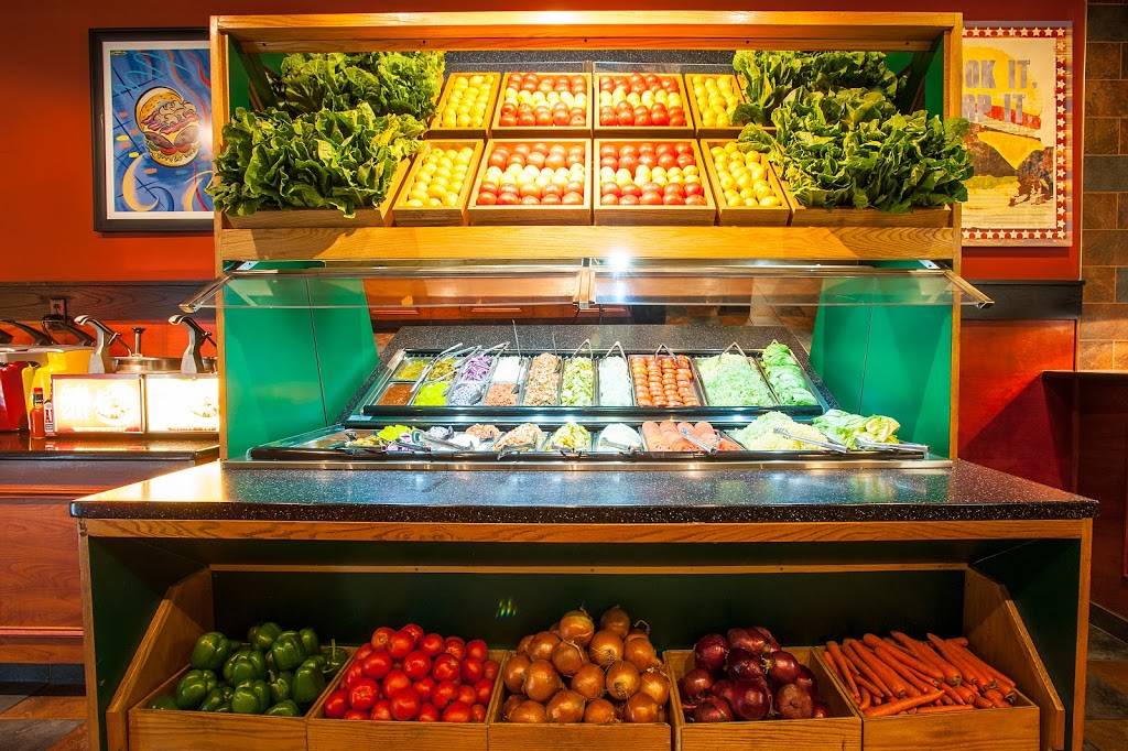 Fuddruckers | restaurant | 3159 Rte. 46 E, Parsippany-Troy Hills, NJ 07054, USA | 9733342424 OR +1 973-334-2424