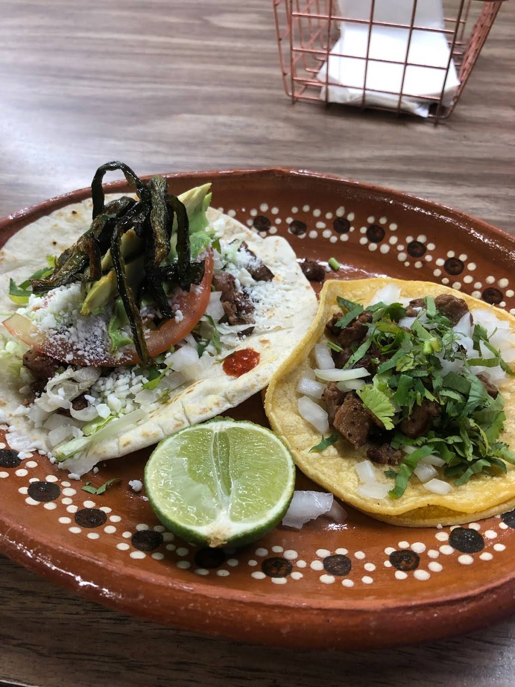 Mariachis Dine-In | restaurant | 301 S Sylvania Ave, Fort Worth, TX 76111, USA | 6827609606 OR +1 682-760-9606