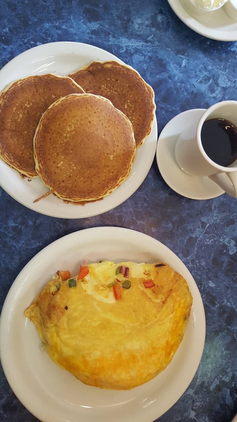 Grandmas Pancake House | bakery | 405 S Willow Ave #A, Cookeville, TN 38501, USA | 9315208354 OR +1 931-520-8354