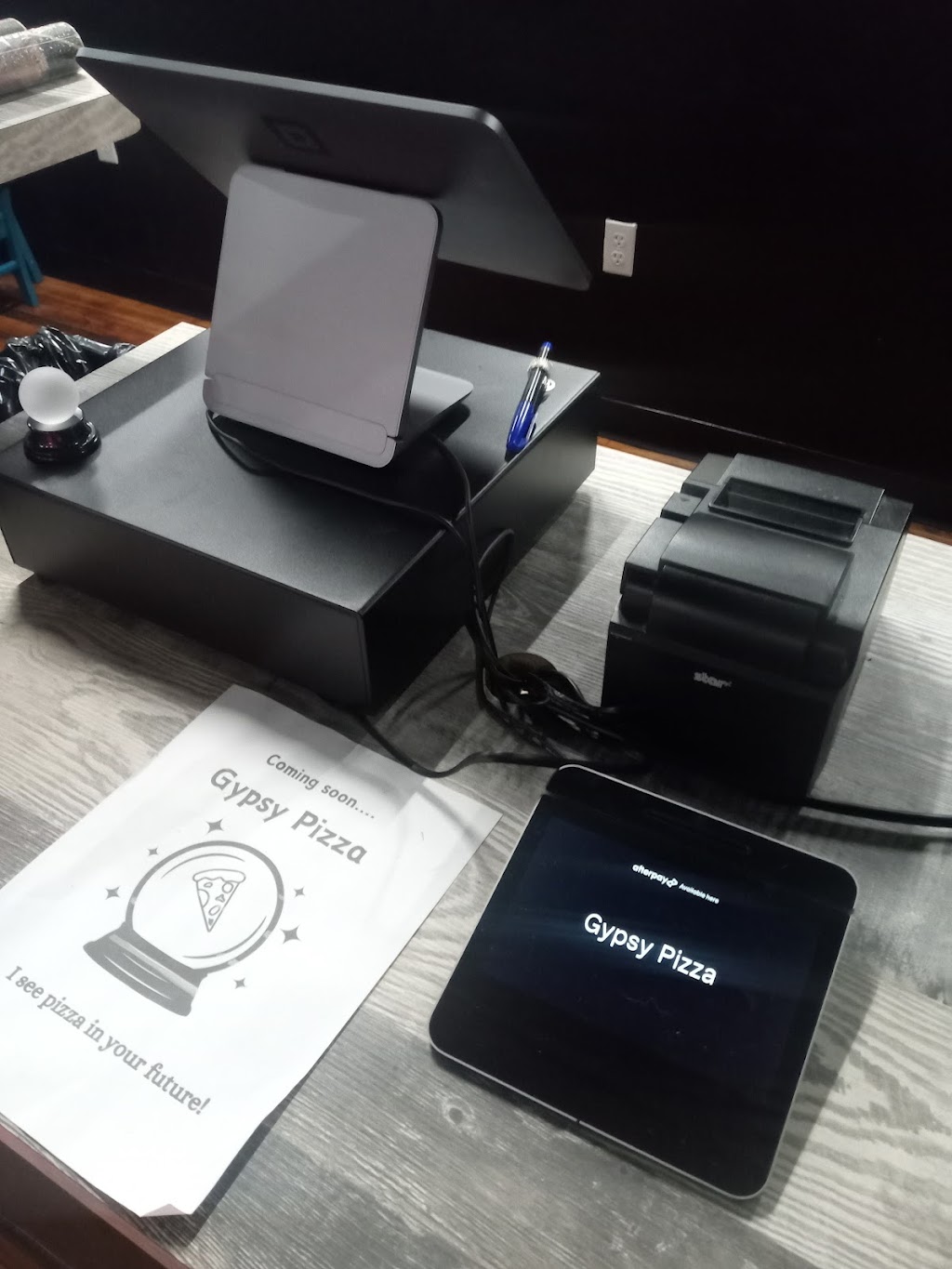 Gypsy Pizza | meal takeaway | 527 Main St, Zanesville, OH 43701, USA | 7406304236 OR +1 740-630-4236