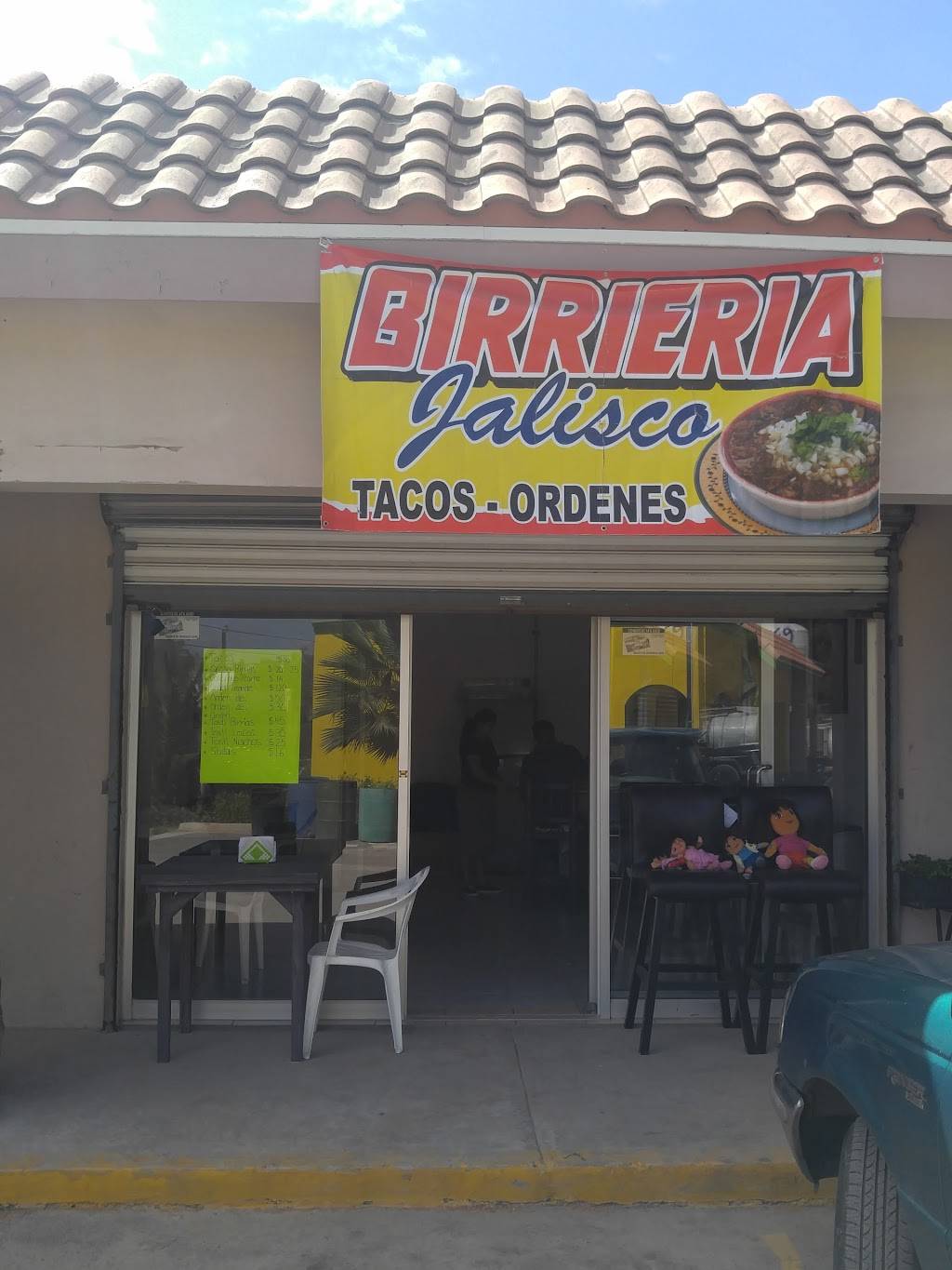 Birrieria Jalisco | restaurant | Club de Leones 12518, La Gloria, 22645 La Joya, B.C., Mexico | 016643316051 OR +52 664 331 6051