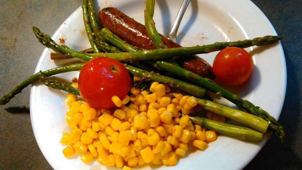 Dewick-MacPhie Dining Center | restaurant | 25 Latin Way Rd, Medford, MA 02155, USA | 6176273462 OR +1 617-627-3462