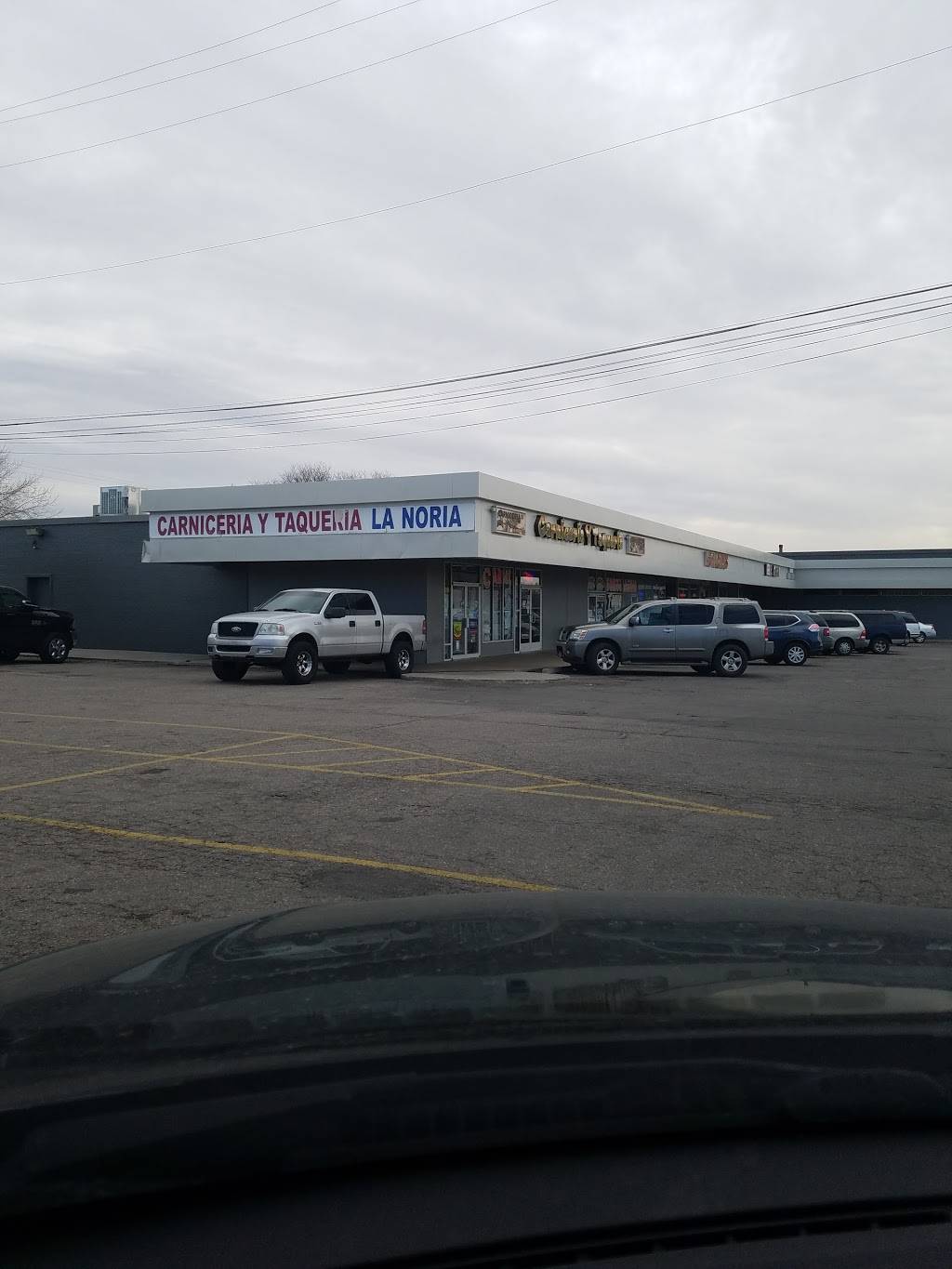 La Noria Carniceria Taqueria | restaurant | 1931 W Mississippi Ave, Denver, CO 80223, USA | 3039223388 OR +1 303-922-3388