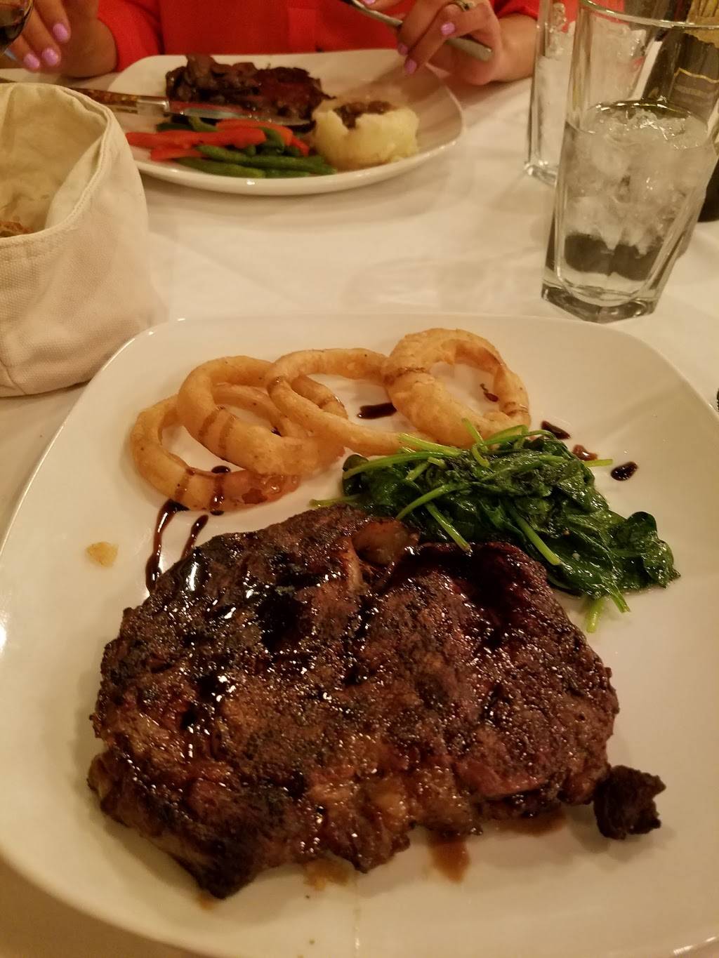 Evita Steakhouse | restaurant | 6112 N Lincoln Ave, Chicago, IL 60659, USA | 7734638482 OR +1 773-463-8482