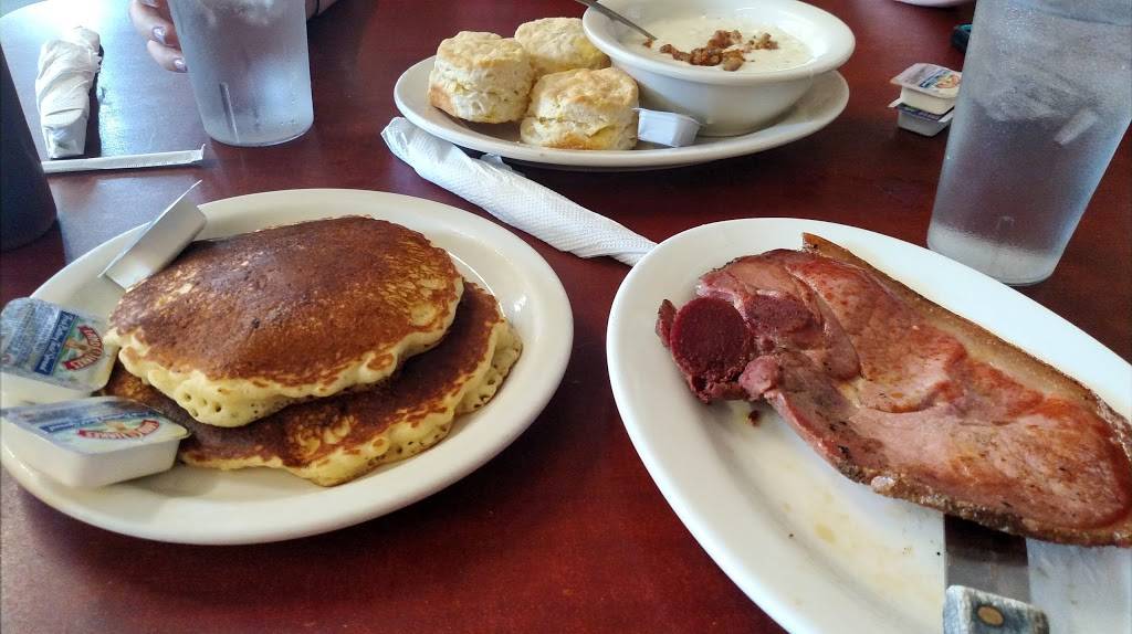 Barksdale Restaurant | restaurant | 237 Cooper St, Memphis, TN 38104, USA | 9017222193 OR +1 901-722-2193